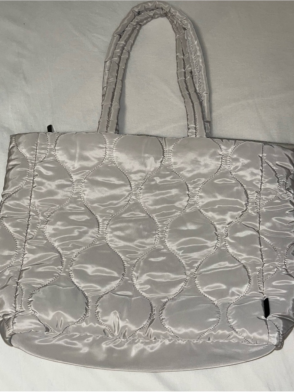 Roots Quilted Satin Tote Bag in Light Gray
